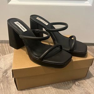 Steve Madden block heel sandals size 8